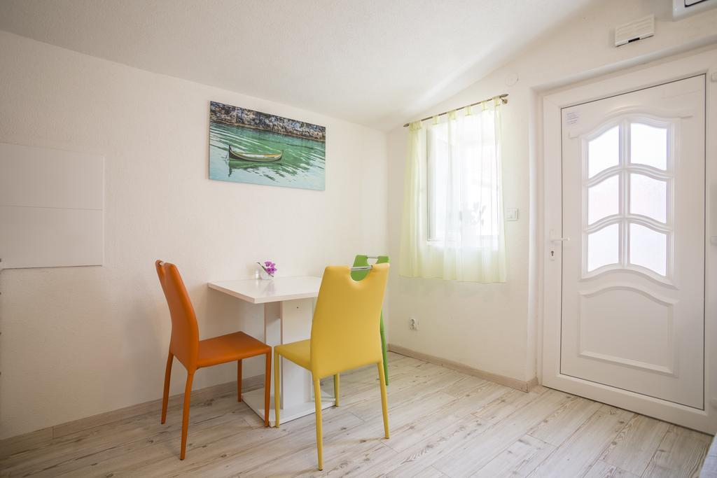 Apartments Sara Hvar Town Exterior photo